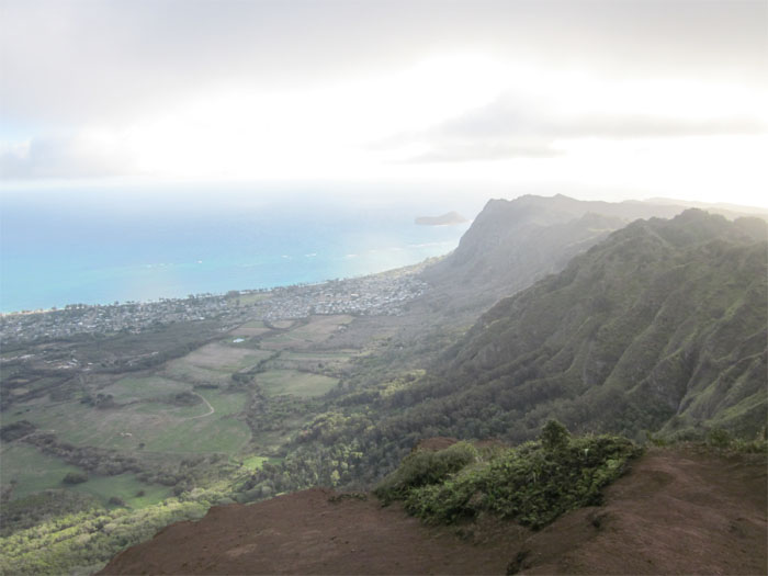 Looking towards Manana Island